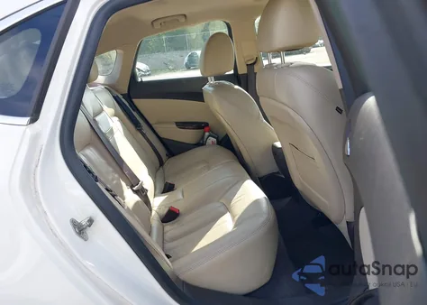 2012 Buick Verano Leather Group z USA, uszkodzony, nr VIN 1G4PS5SK6C4154158